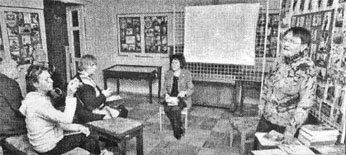 apub211.jpg (21986 bytes)