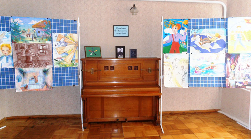 kar1555.jpg (100546 bytes)