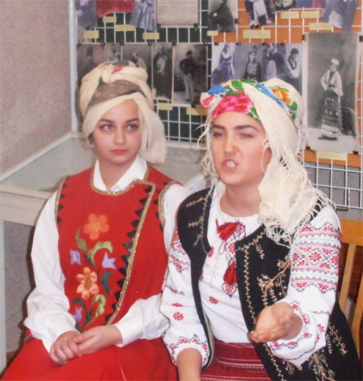 kar1682.jpg (82032 bytes)