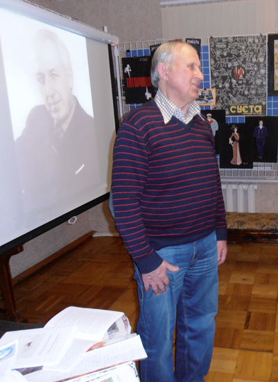kar2083.jpg (89846 bytes)