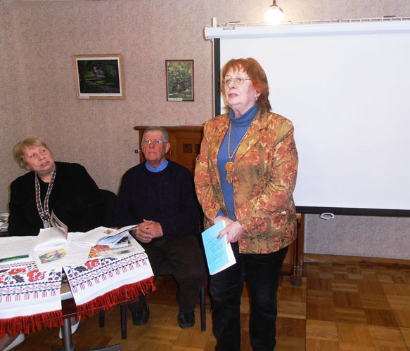 kar2085.jpg (69793 bytes)