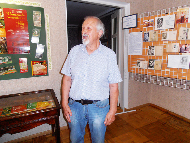 kar2886-14.jpg (207660 bytes)