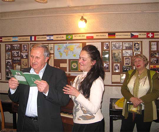 kar771.jpg (39313 bytes)